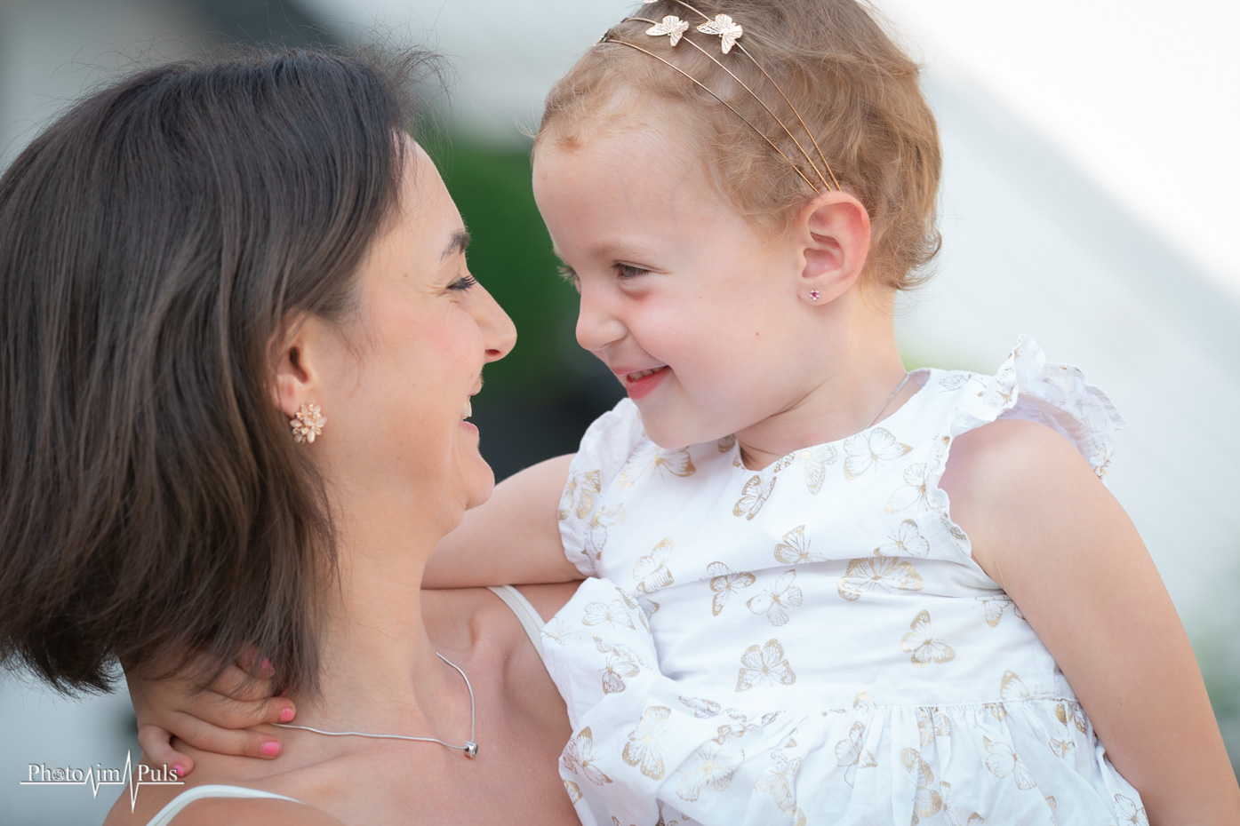 Babyfotos-Kinderfotos-Fotograf-Passau-Deggendorf-Waldkirchen-Vilshofen-Freyung-Wegscheid-Fürstenzell-Pocking-Stefan-Gruber-Photo-im-Puls-Tanja-